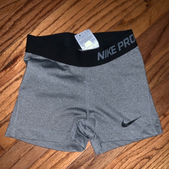 gray nike pro spandex